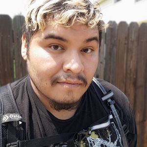 Meet your Posher, Luis